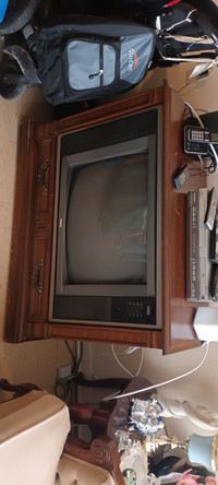 Vintage Tv (MOVING SALE)