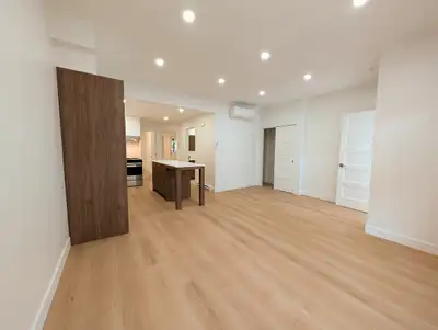 **Live Beautifully in the Heart of St-Henri–Fully Renovated 2Bed