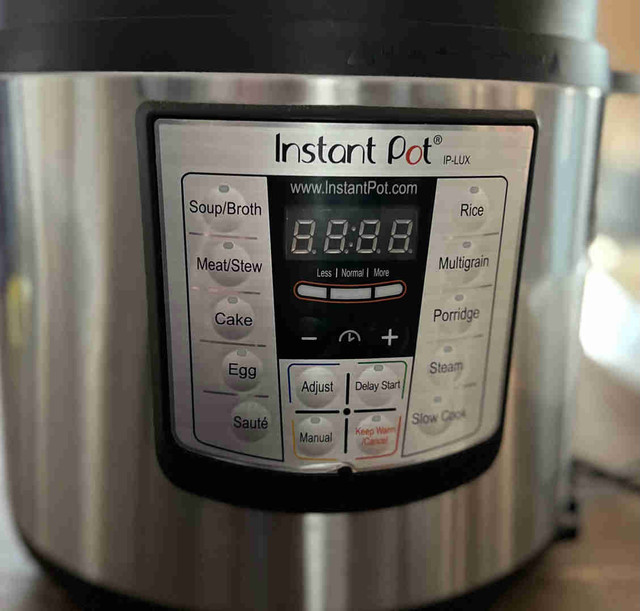 Instant Pot in Microwaves & Cookers in La Ronge