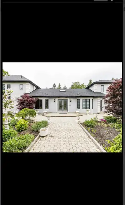 House available for rent 7 bed and 4 bath contact 416-455-3030 for more inquiries
