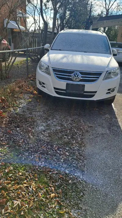 Engine got a flashing check light and diagnosed by vw dealer mechanic having no compression in cylin...
