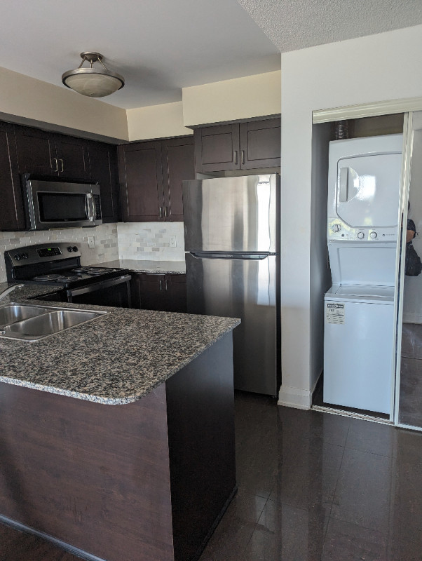 1 Bdr condo for rent, Thornhill (promenade mall) Long Term Rentals