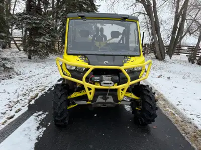 Selling 2019 Can-Am Defender HD10 X mr This unit is in good condition, yearly services, big tune up...