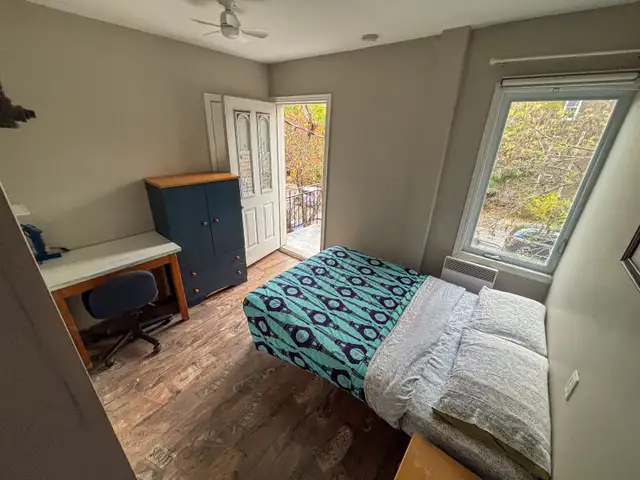  Chambre meublée avec balcon privé - Métro Joliette, 635$/mois in Room Rentals & Roommates in City of Montréal - Image 4