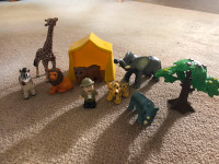 TOY SAFARI ANIMAL SET