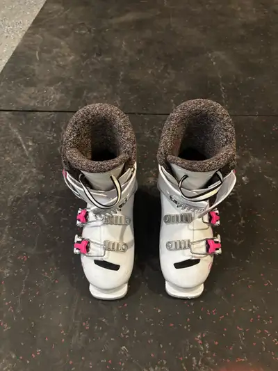 kids ski boots - size 20, View more