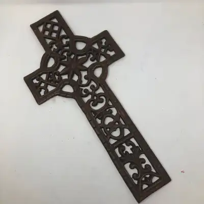 Measures 20” x 9 1/2” across. In excellent condition and ready to hang on the wall. See my other ads...