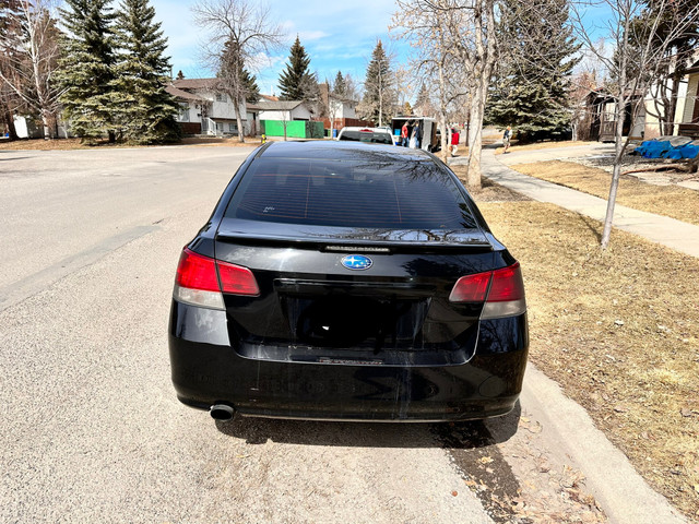 2011 Subaru legacy 2.5i in Cars & Trucks in Calgary - Image 2