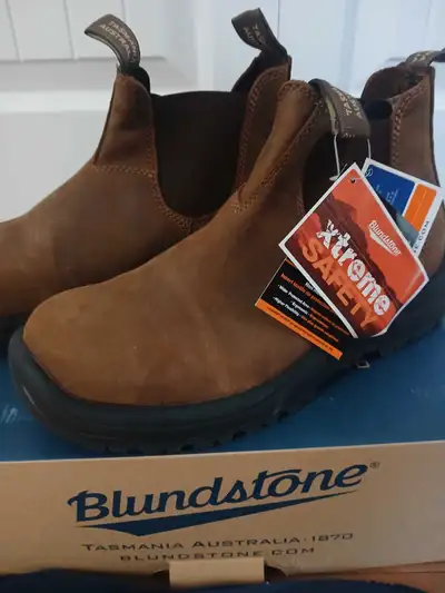 Blundstone 164 - Work & Safety Boot, NEW, Size 9, View more