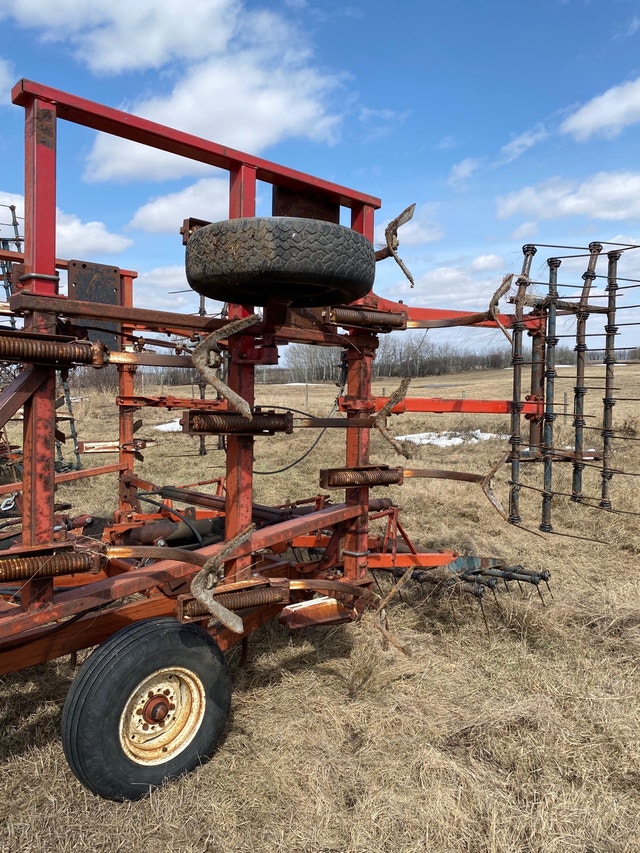 Cultivator, Rod weeder, bale elevator and rock picker Farming