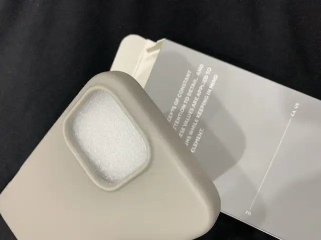 iPhone 16 pro max case in Cell Phone Accessories in Oakville / Halton Region - Image 8