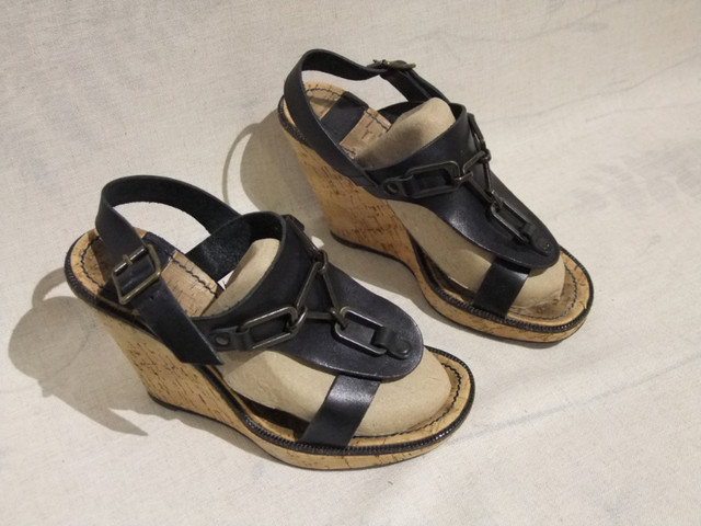 CHLOE (SEE by CHLOE) cork wedge shoes size 37 (US size 7) in Women's - Shoes in City of Toronto
