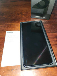 Selling Samsung S21 5g color just black new