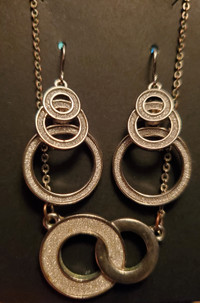 2 jewelry sets. Necklaces with matching earrings. $15 total