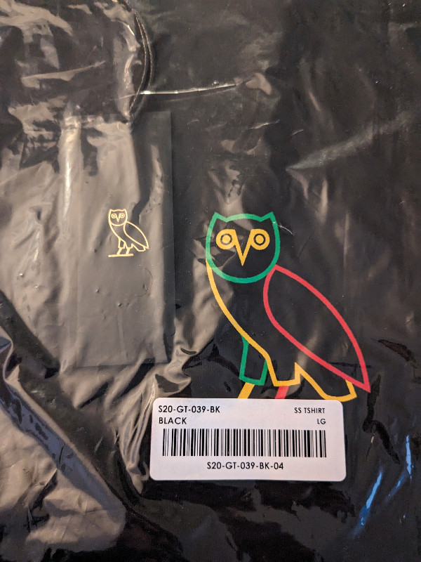 Official OVO Black Jamaican Beach Theme Large Sealed T-Shirt in Men's in Kingston - Image 2