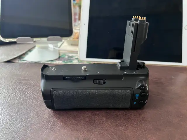Canon 7D Battery Grip