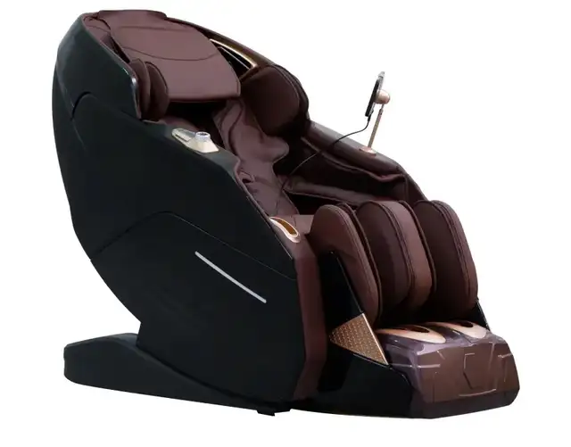 } LUXOR HEALTH C Series Massage Chair  (AMAZING CHAIR AND OFFER) in Chairs & Recliners in Mission - Image 4