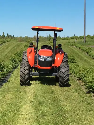 For Sale: 2019 Kubota M7060 Tractor • Canopy • Three sets of rear remotes • Two rear work lights • L...