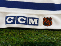 Authentic CCM Doug Gilmour Toronto Maple Leafs NHL Hockey Jersey