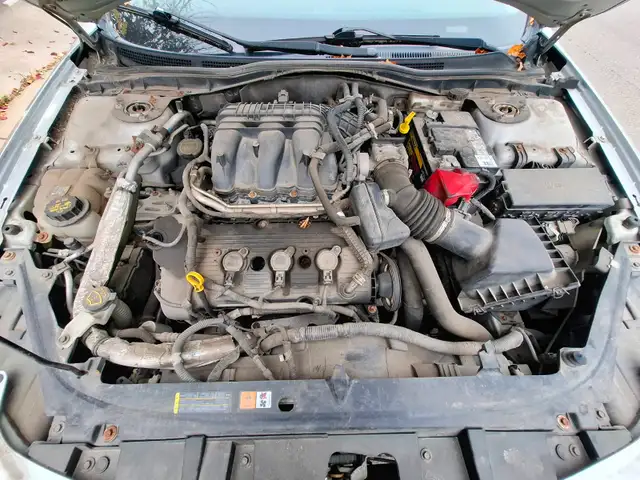 2012 Ford Fusion SEL AWD | 3.0L V6 | 197,823 KM in Cars & Trucks in Calgary - Image 10