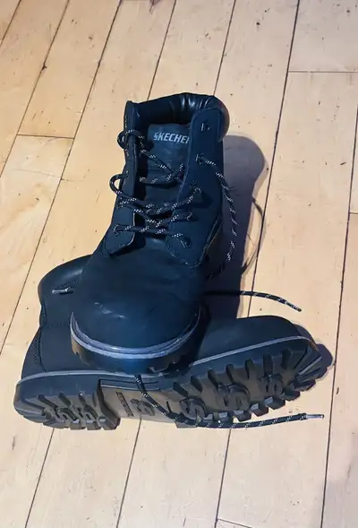 Men’s Sketchers boots size 6, View more