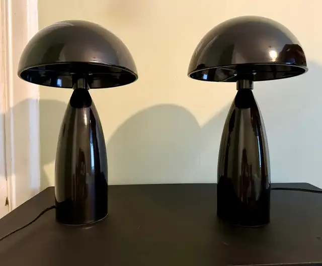 MUST Société Arcata Table Lamp (Set of 2) in Indoor Lighting & Fans in City of Montréal - Image 3