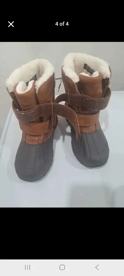 Winter boots, View more
