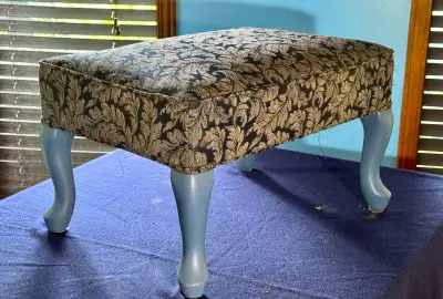 Pouf - tabouret antique à vendre, View more