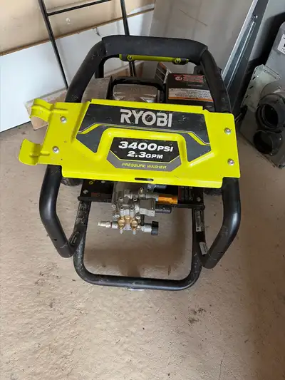 I am selling a used Ryobi 3400 PSI, 2.3 GPM pressure washer (almost brand new, used only a 3-5 times...
