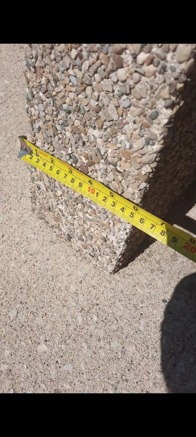 Concrete bench with backrest in Patio & Garden Furniture in Mississauga / Peel Region - Image 9