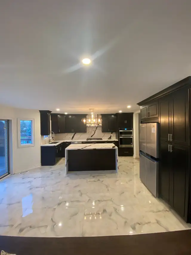 ⭐️Professional Flooring Installer/Tile Setter⭐️ in Renovations, General Contracting & Handyman in Mississauga / Peel Region - Image 3