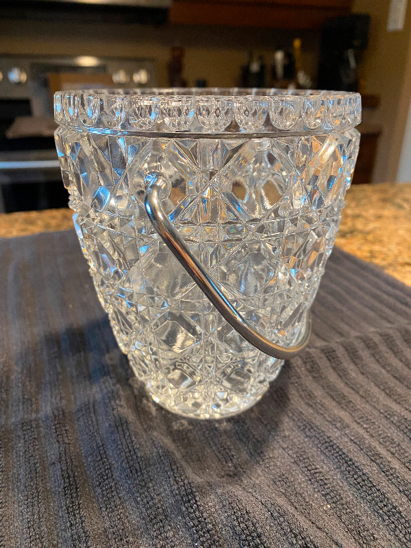 Bleikristall ice bucket crystal (West Germany) in Arts & Collectibles in Bedford - Image 3