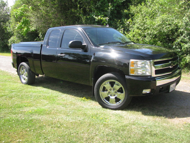 2007 Chevrolet Silverado 1500 in Cars & Trucks in St. Catharines