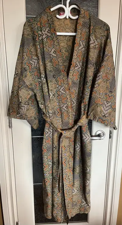 batik men’s robe XL, View more