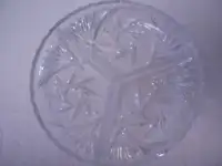 Round Pinwheel Crystal Divided Three Section Dish
