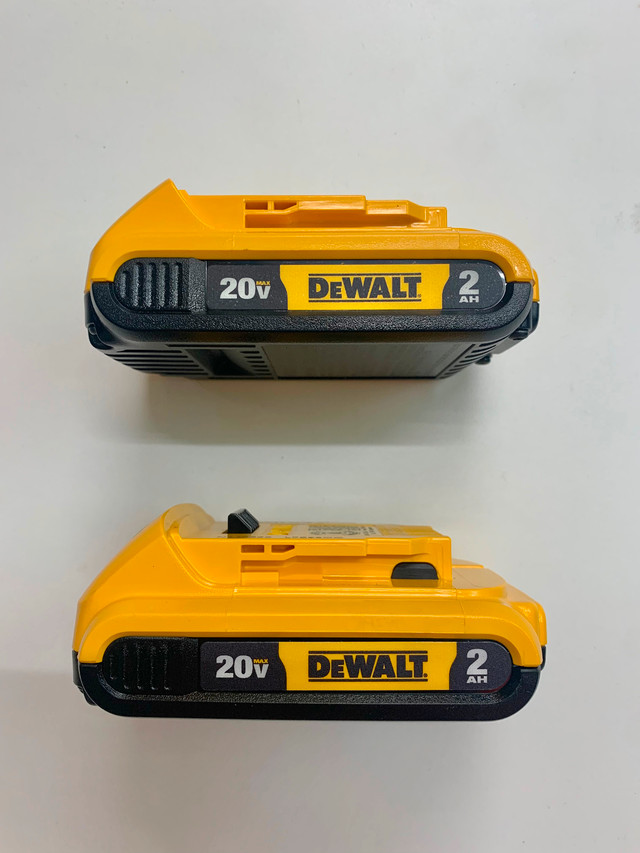 DEWALT 20V 2 AH BATTERY in Power Tools in City of Toronto