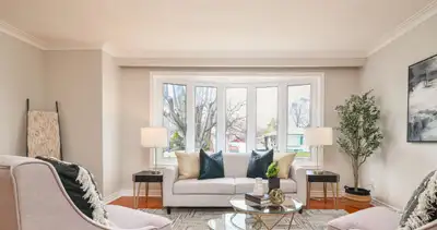 Beautiful 3-Bedroom Main Level Bungalow, Midland-Eglinton, $3000
