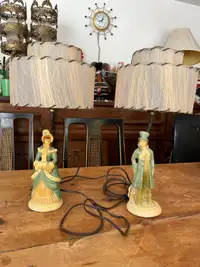 Jolie paire de lampes de chevet vintage abat jour fibre de verre