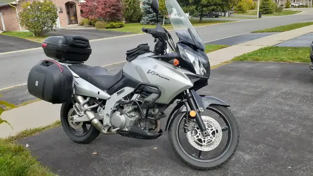 Fantastic V-Strom 1000cc for Touring Anywhere in the World in Touring in Belleville - Image 3