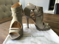 Camilla Skovgaard London Light Gray Suede Open Toe Heel Shoes