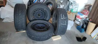 Selling a set of Gislaved Nord*Frost 200 winter tires, size *205/55 R16*, in good condition with goo...