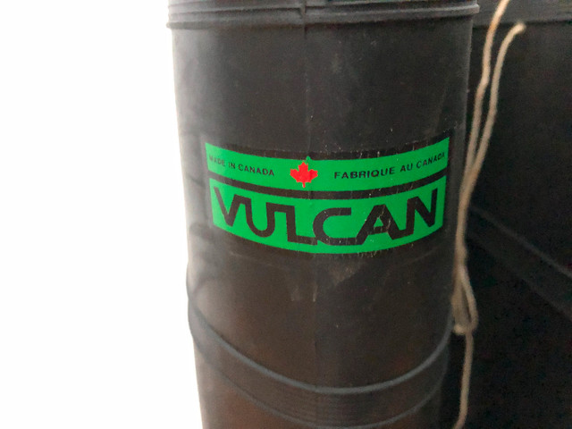 New VULCAN Made in Canada Rubber Boots Size 9 Uppers 16 Inches H in Men's Shoes in Sunshine Coast - Image 2