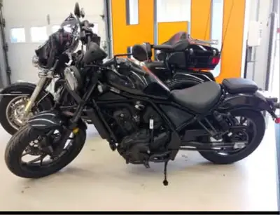 FOR SALE — 2022 Honda Rebel 1100 (Black, Manual) — ~18,000 km — $10,000 OBO Selling my 2022 Honda Re...