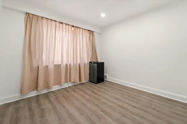 Room for rent north York  in Room Rentals & Roommates in City of Toronto - Image 6