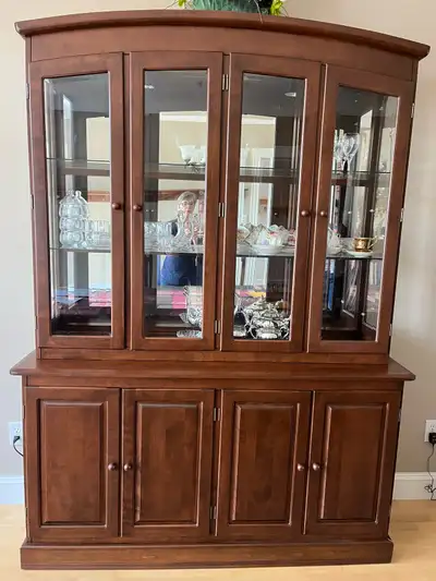 Canadel Buffet and Hutch, View more