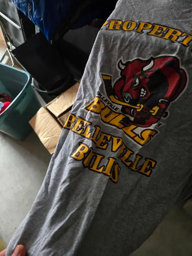 Gildan Belleville Bulls T-Shirt in Men's in Belleville - Image 3