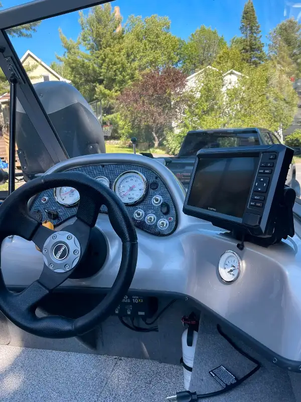 Tracker v-16 pro fishing package 16ft in Powerboats & Motorboats in Sudbury - Image 5