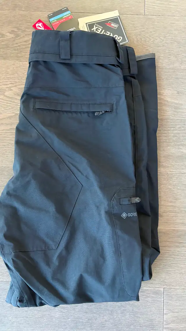 Volcom L Gore-Tex Men’s Ski/Snowboard Pants, size Small, new | Ski ...