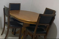 Free Table with 4 chair  Pick up at Davenport Rd. /Lansdown