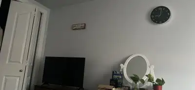 1 room available